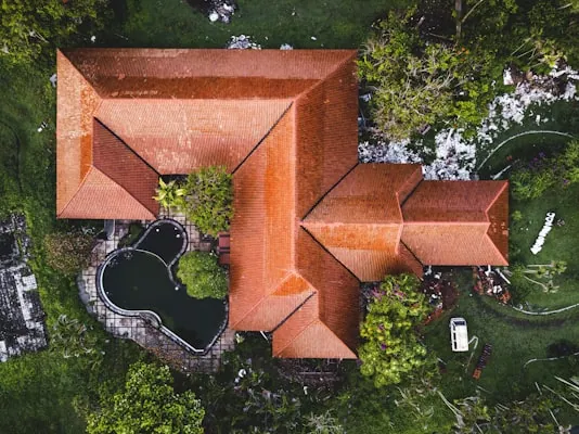 Ground-mounted solar panels as an alternative to roof installation